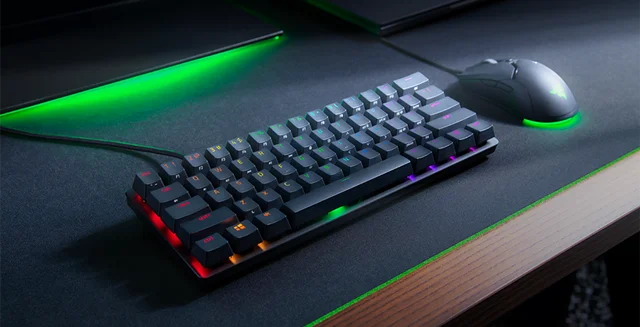 کیبورد ریزر مدل Huntsman Mini Purple Optical Switch Clicky