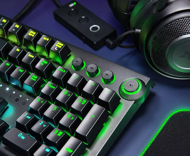کیبورد مخصوص بازی ریزر مدل BLACKWIDOW ELITE GREEN SWITCH