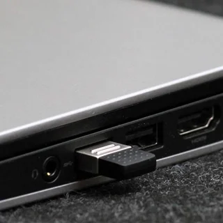 فلش مموری OTG ترنسند مدل JetFlash 380S ظرفیت 16 گیگابایت