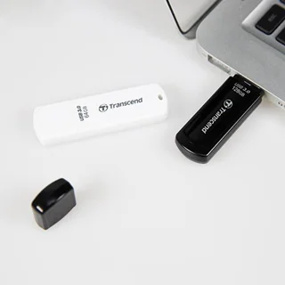 فلش مموری ترنسند مدل JetFlash 700 ظرفیت 16 گیگابایت